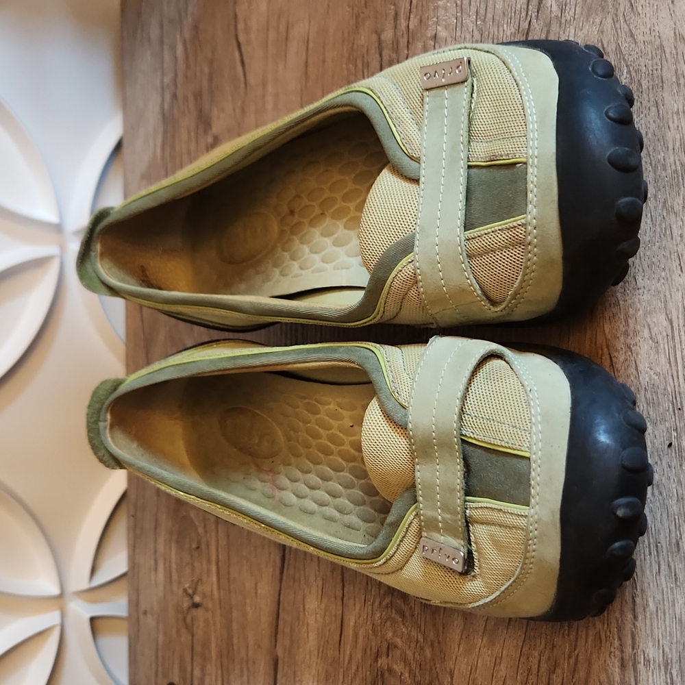 PRIVO walking Mary Jane, size 11